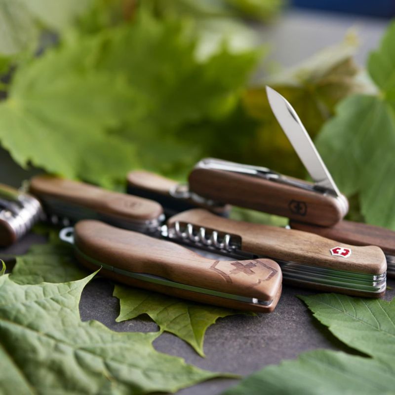 Pinza multiherramienta Victorinox 580 Wood con 8 funciones