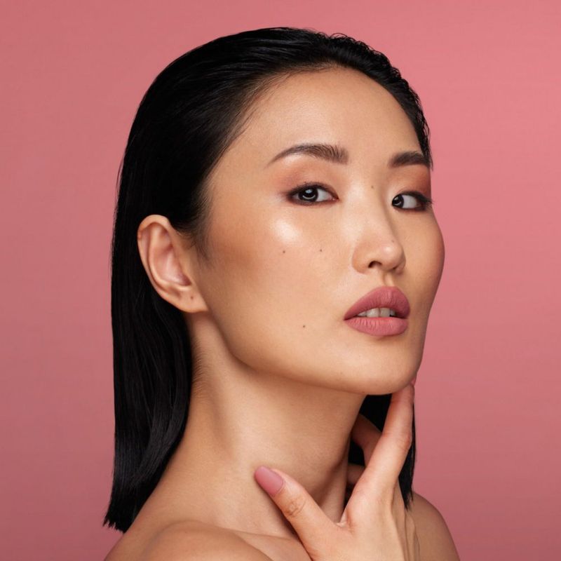 Labial Líquido Mate Huda Perfeccionista a Prueba de Transferencia