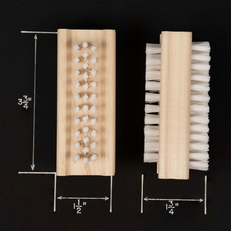 Cepillo de uñas y mano KONEX de madera 2 unidades cerdas rígidas