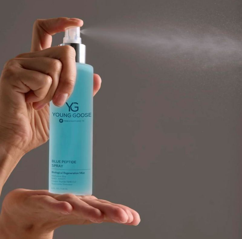 Spray Facial de Péptidos Young Goose 30 ml Azul