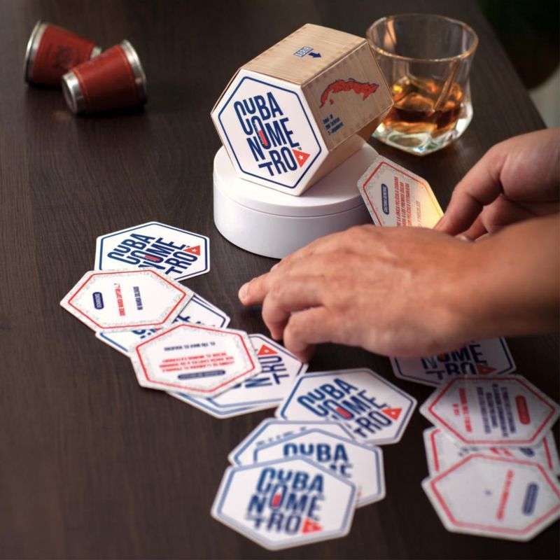 Juego de Cartas Cubanómetro: Trivia en Español para 2 o más Jugadores