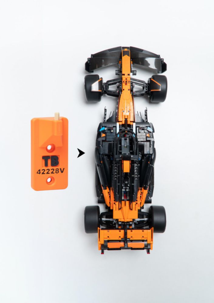 Soporte de pared Technically Built para el coche Lego Technic McLaren 42228