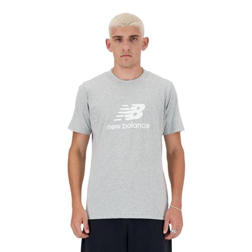 Camiseta New Balance Extra Grande Gris Atlético con Logo