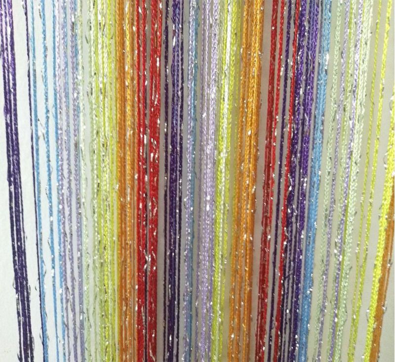 Cortina decorativa Ave Split 100 cm × 200 cm con borlas coloridas