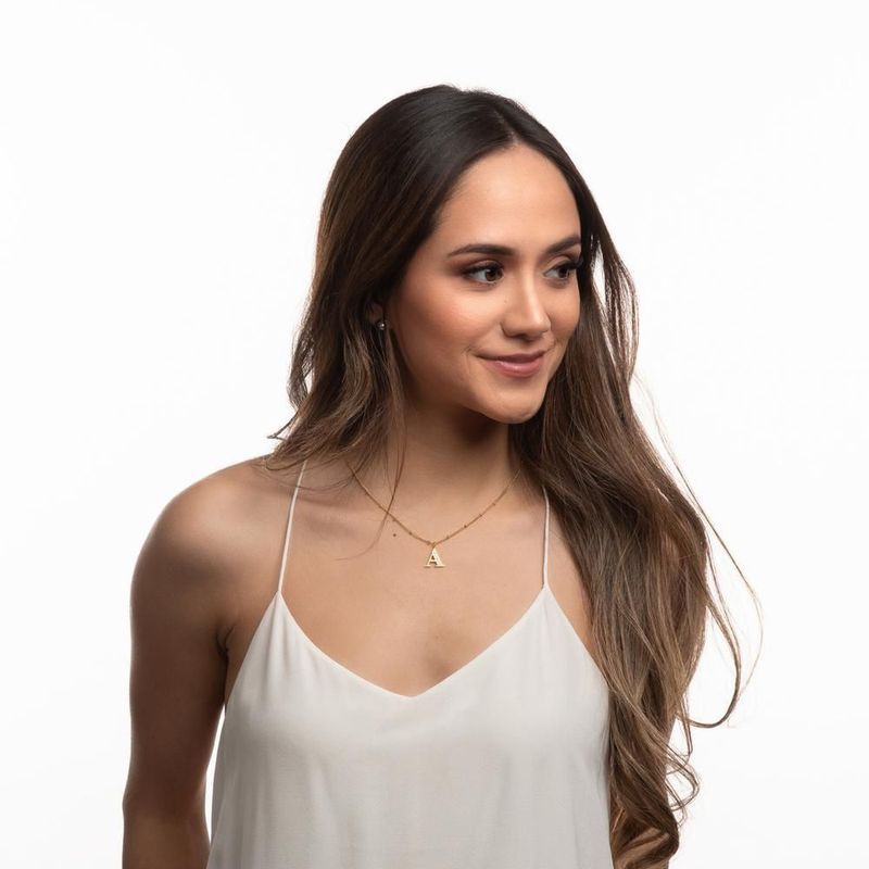 Collar luckyly acero inoxidable con baño de oro 14 k iniciales a - z olga dorado