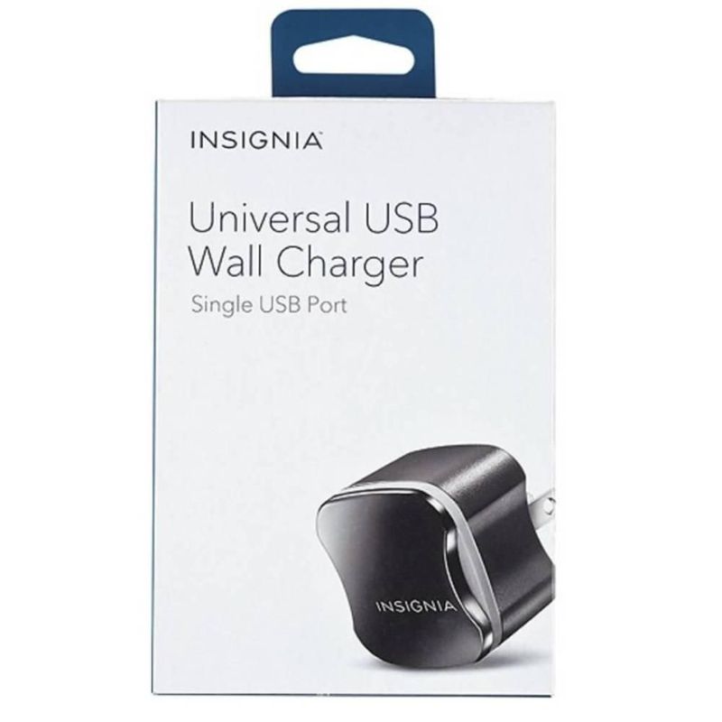 Cargador de pared USB A Insignia 12 W carga rápida color negro