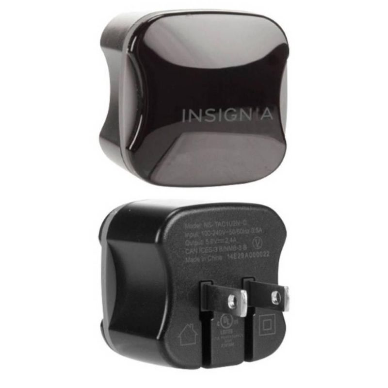 Cargador de pared USB A Insignia 12 W carga rápida color negro