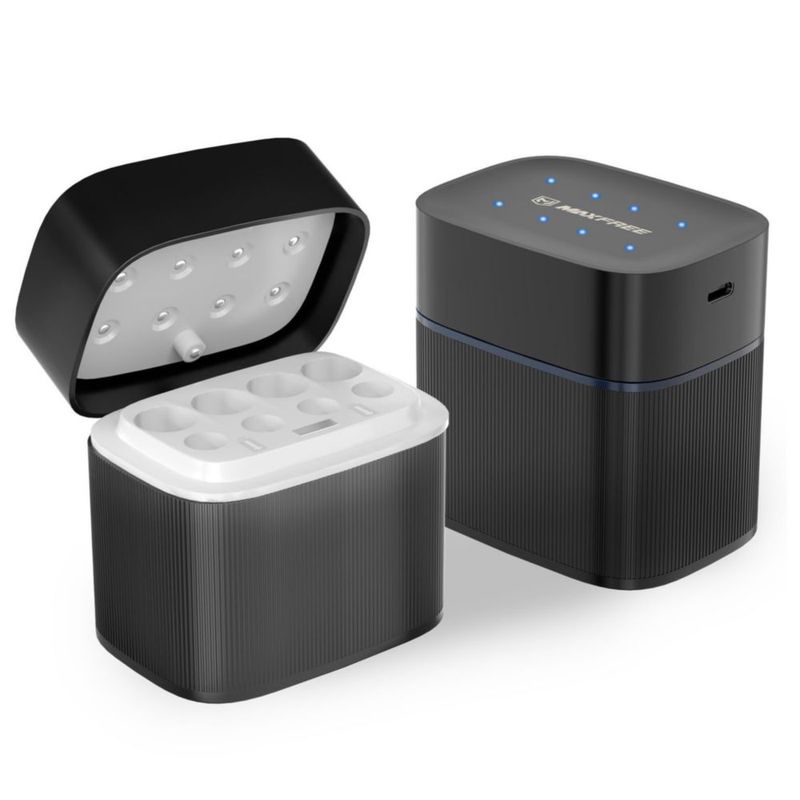 Cargador de Baterías Maxfree Tipo C con Pantalla LED