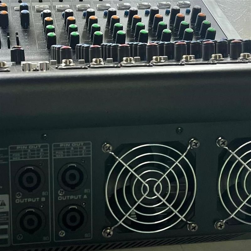 Mezcladora amplificada 8 canales usb bluetooth efectos kmx-ts8