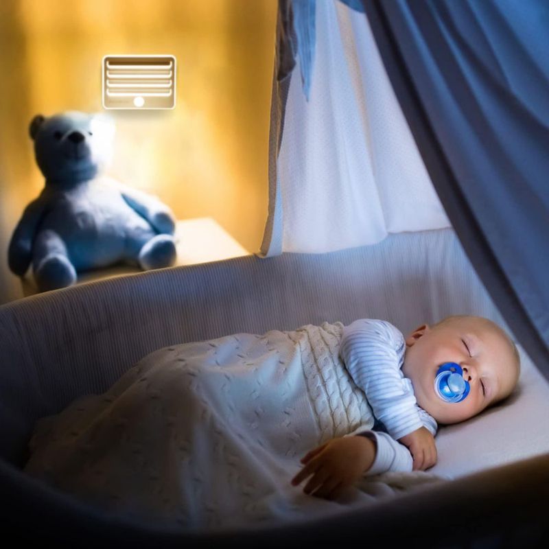 Luces nocturnas con sensor de movimiento EverBrite LED luz suave y cálida
