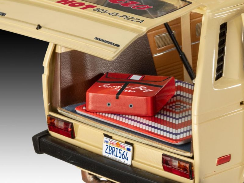 Kit de modelo Revell Stranger Things VW T3 a escala 1:25