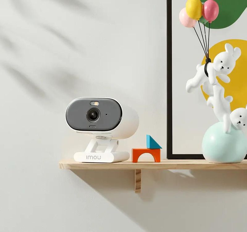 IMOU VERSA Cámara de seguridad para Exteriores/Interiores Wi-Fi, protección IP65, visión nocturna a color, luz, alarma y audio bidireccional.