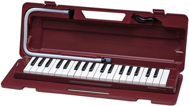 Melodica Yamaha P37D de 37 teclas con funda