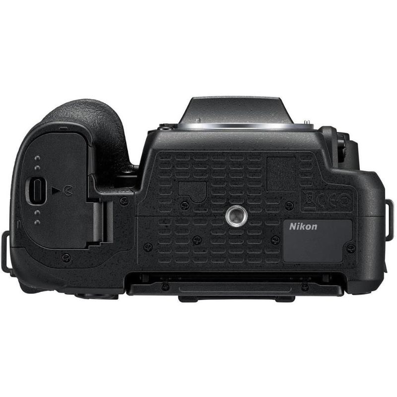 Cámara Nikon D7500 DSLR 20.9MP Kit Lente AF-S DX 18-140mm VR Video 4K Wi-Fi Bluetooth