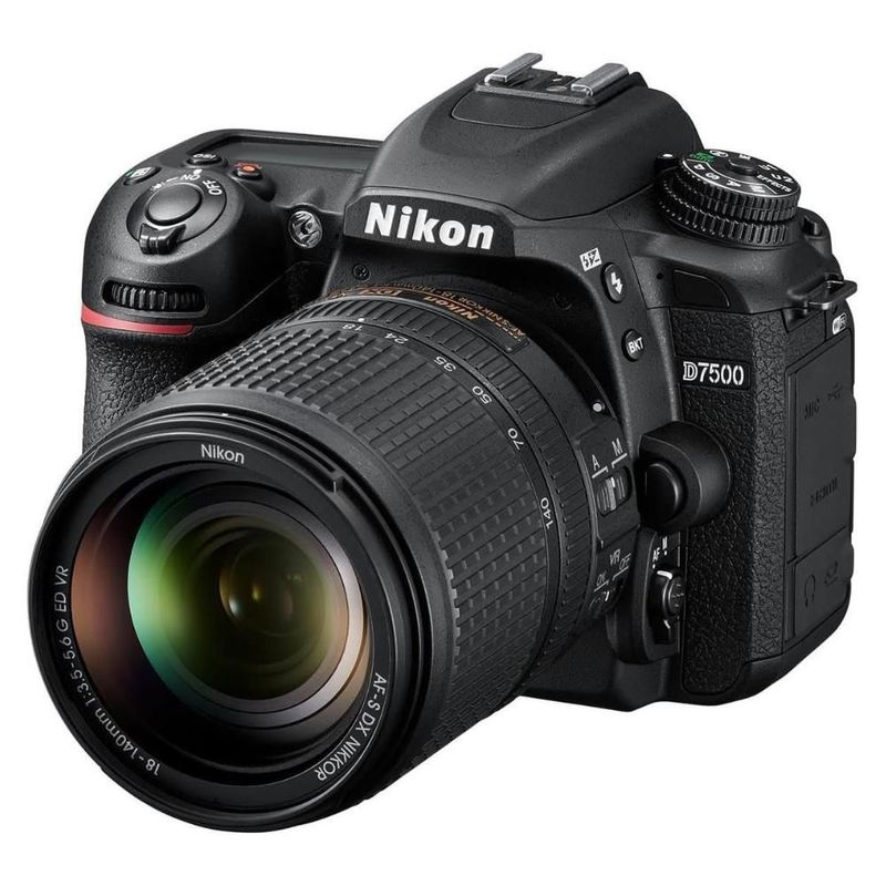 Cámara Nikon D7500 DSLR 20.9MP Kit Lente AF-S DX 18-140mm VR Video 4K Wi-Fi Bluetooth