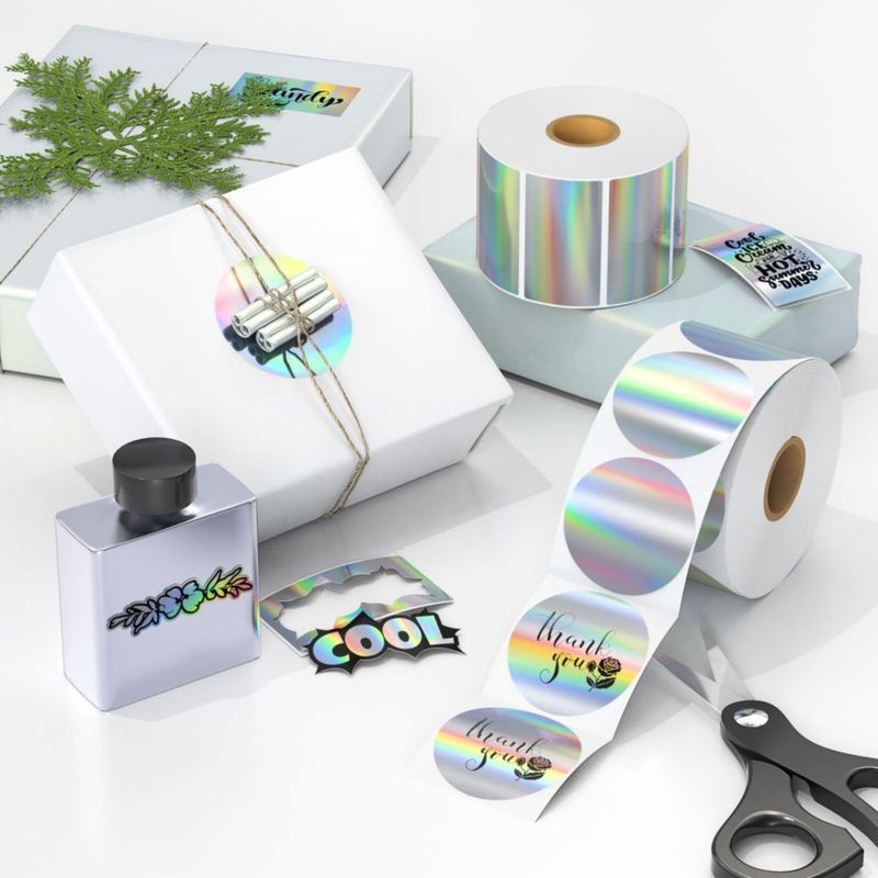 Etiquetas térmicas holográficas plateadas MUNBYN 57 × 32 cm – 400 unidades