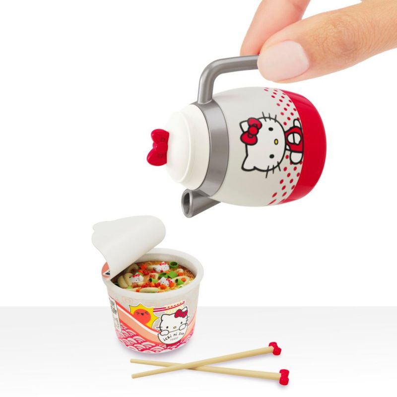 Mini-MGA de Food Make It Mini Hello Kitty Collectibles