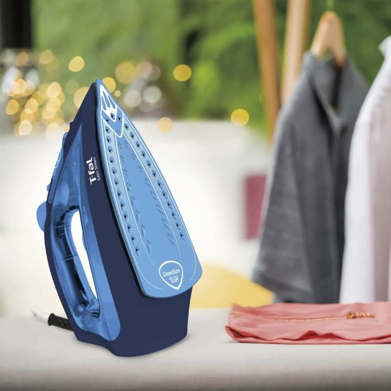 Plancha De Ropa Con Suela Cerámica Vapor Vertical Desinfecta