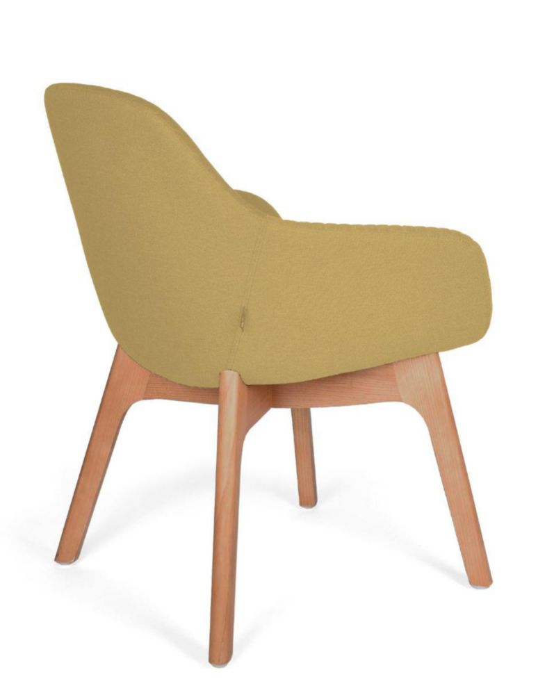 Silla de Visita Ejecutiva con Base de Madera Fresno Americano, Tapiz en Tela Casper y Asiento de Espuma Inyectada Alta Densidad Amarillo Soporta 120kg