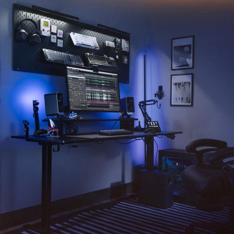 Parlantes Klipsch ProMedia Lumina 2.1 con iluminación RGB