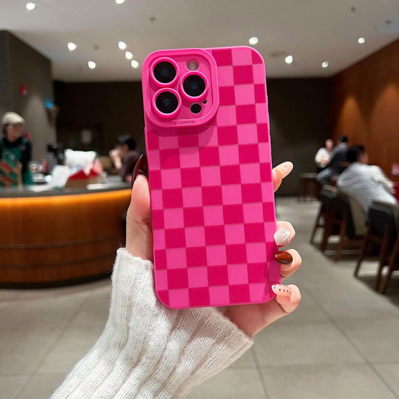 Funda YUMUPIFE para iPhone 15 Pro Max en rosa intenso a cuadros