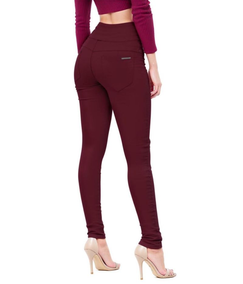 Jeans Hybrid & Company P45065SKX color Vino talla 20