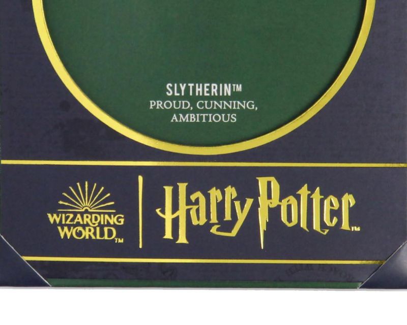 Collar Harry Potter Slytherin con serpiente y gema