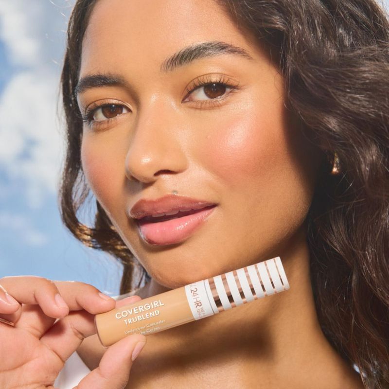 Corrector COVERGIRL TruBlend L150 Porcelana Mate