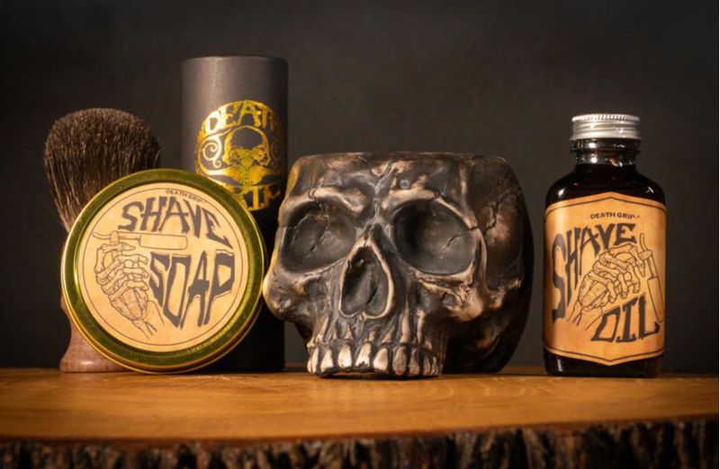 Kit de afeitado THE VINTAGE GROOMING CO. con jabón de árbol de té