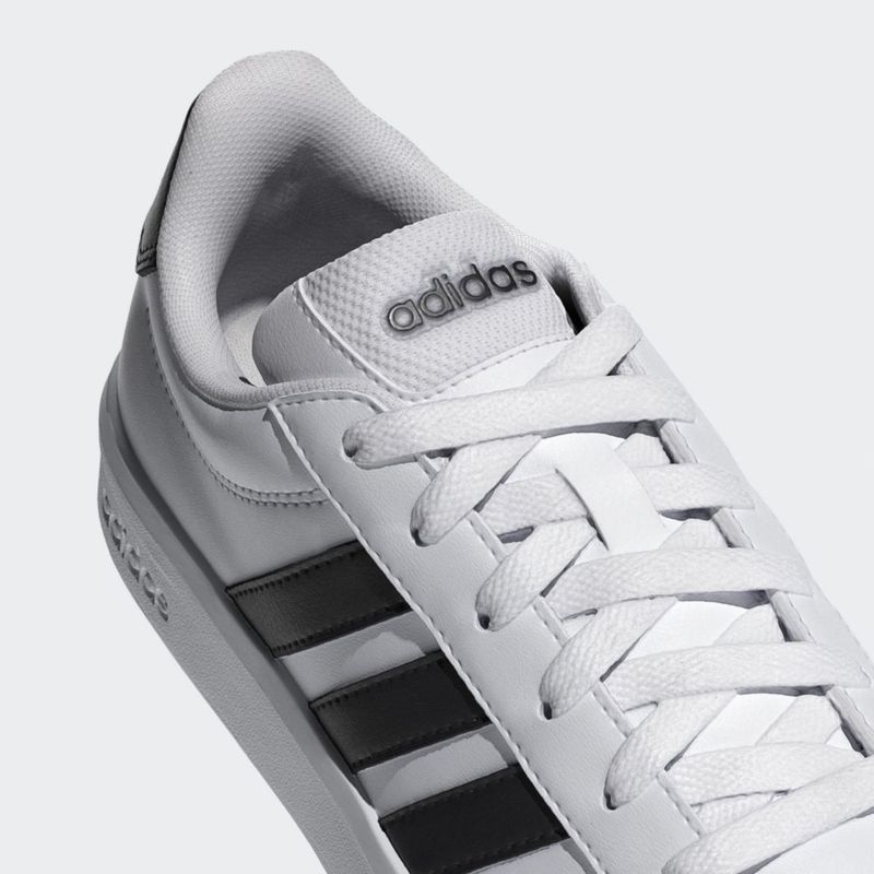 Zapatillas adidas Grand Court 3.0 J blanco/negro talla 7 (US Kids)