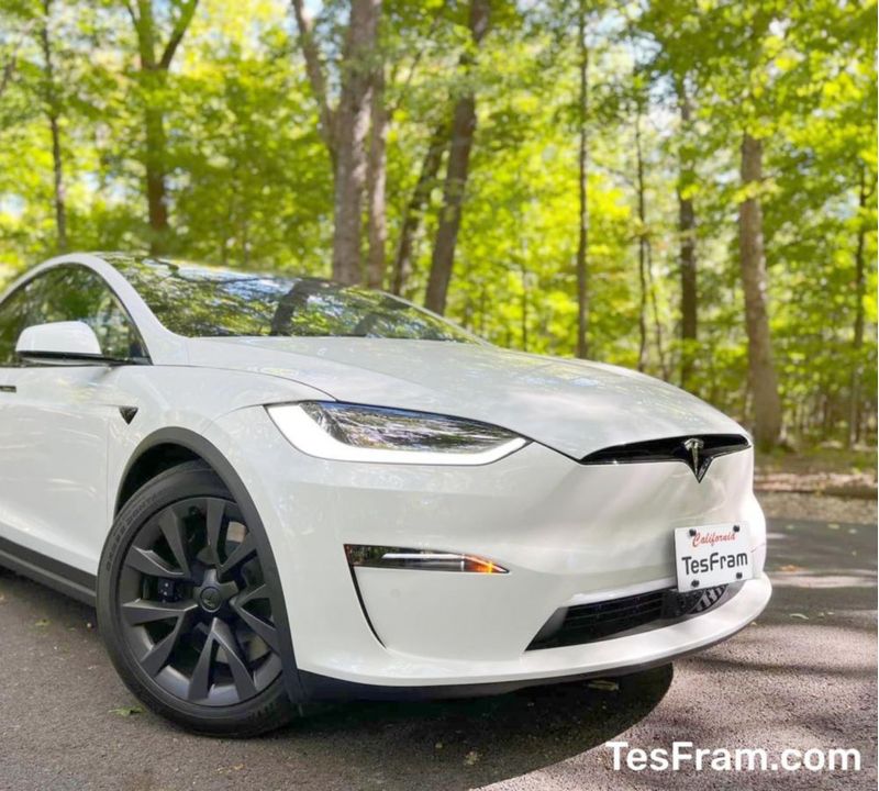 Soporte para placa de matrícula TesFram Tesla Model X 2022‑2024