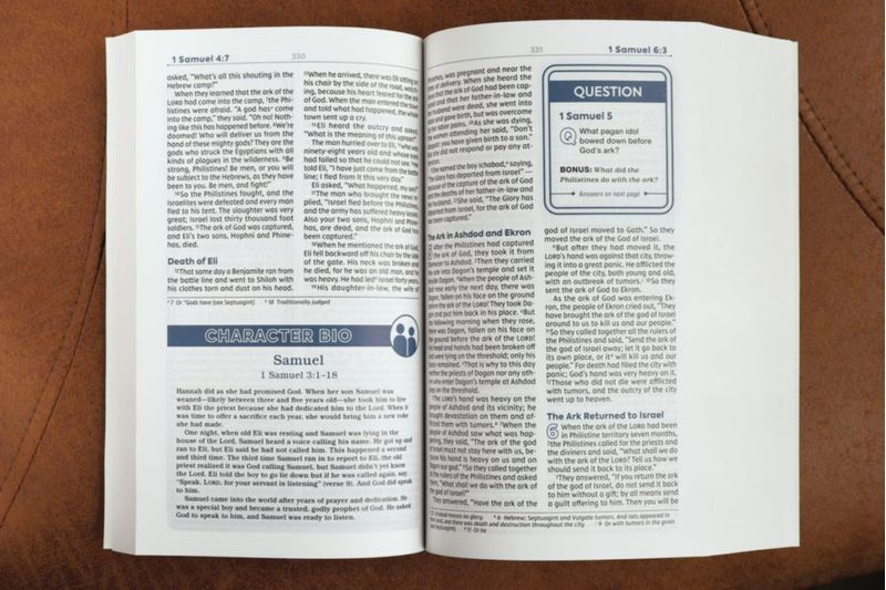 Biblia de Estudio NVI para Adolescentes HarperCollins (Tapa Blanda)