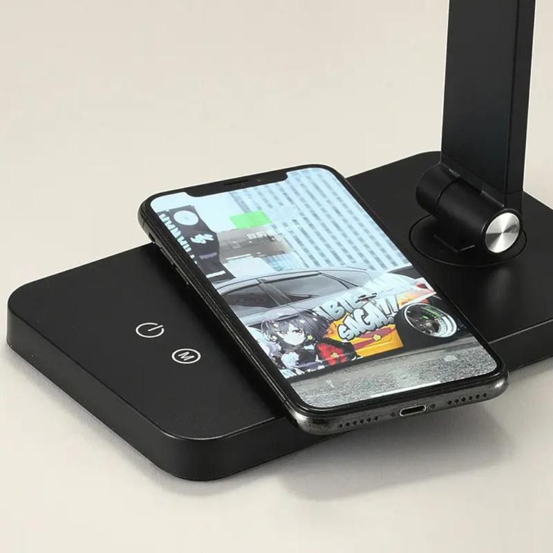 Lámpara de Escritorio LED Negra con Carga Inalámbrica y USB