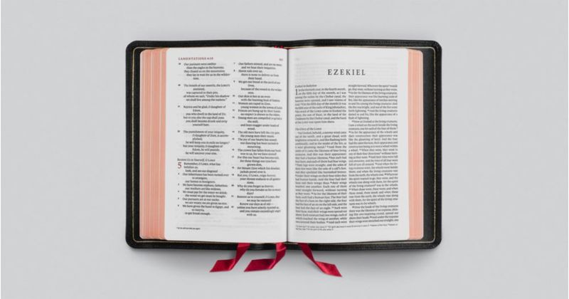 Biblia Crossway ESV – Edición de Legado Tamaño Personal Negra