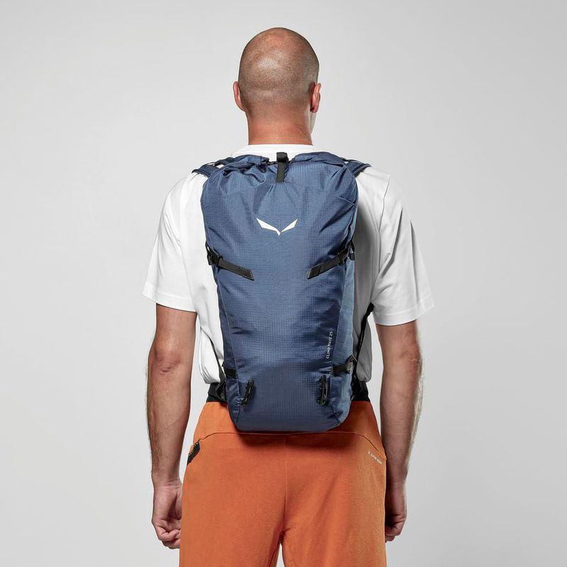 Mochila Salewa Climb Mate 25 Azul Profundo/Negro