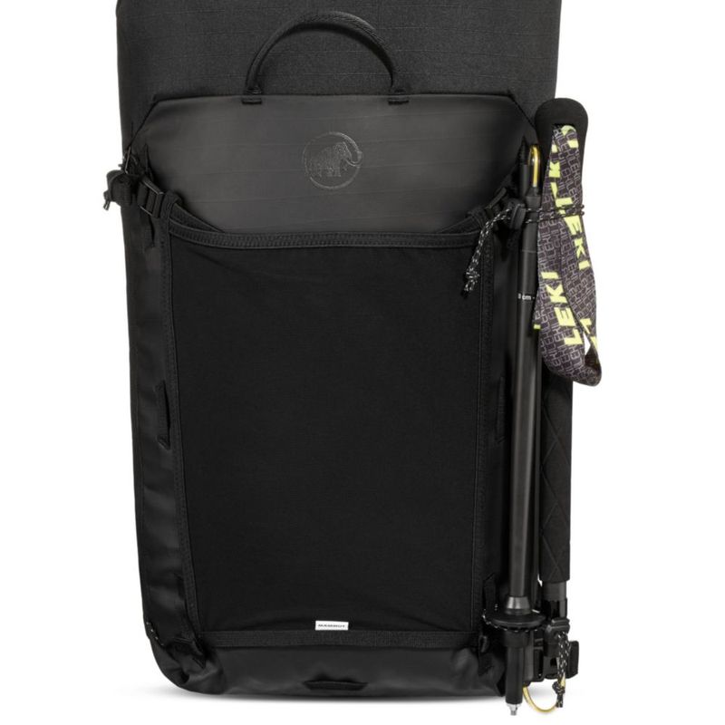Mochila Mammut Tall 24 L Negra Casual