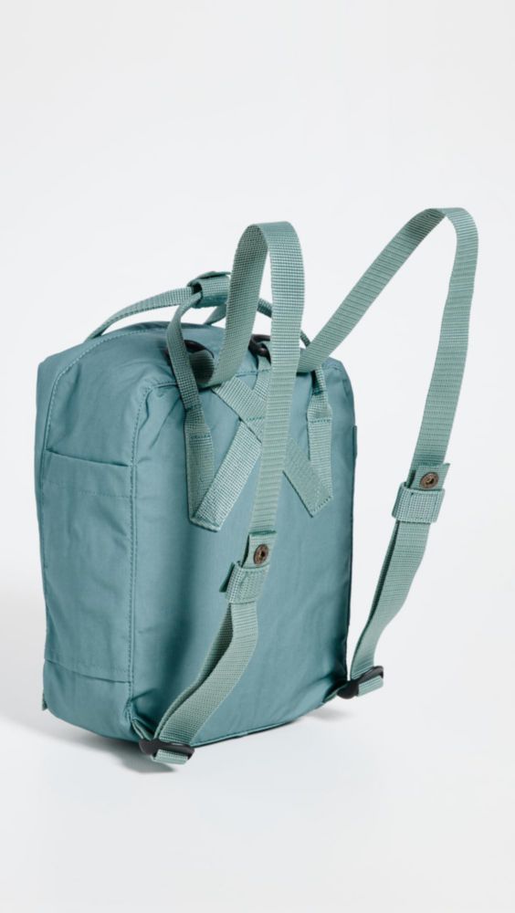Mochila Fjallraven Kanken Mini de nylon azul cielo para mujer