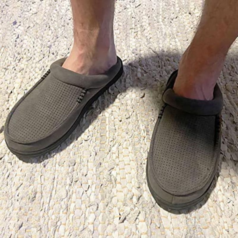 Pantufla Dearfoams Brendan de Microfibra - Talla Grande