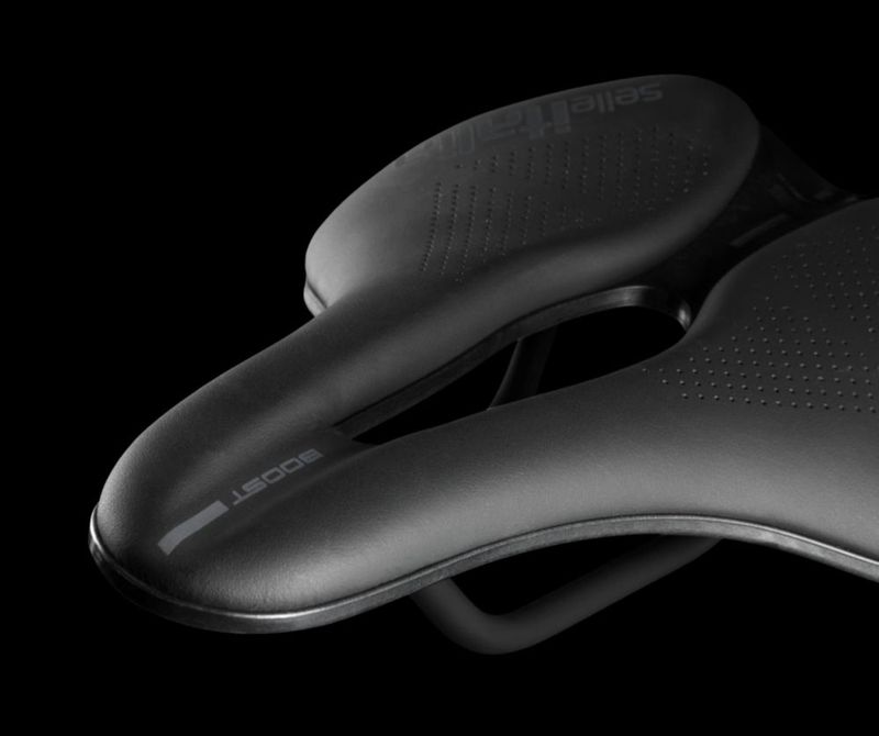 Sillín de bicicleta Selle Italia 248 × 145 mm 190 g negro