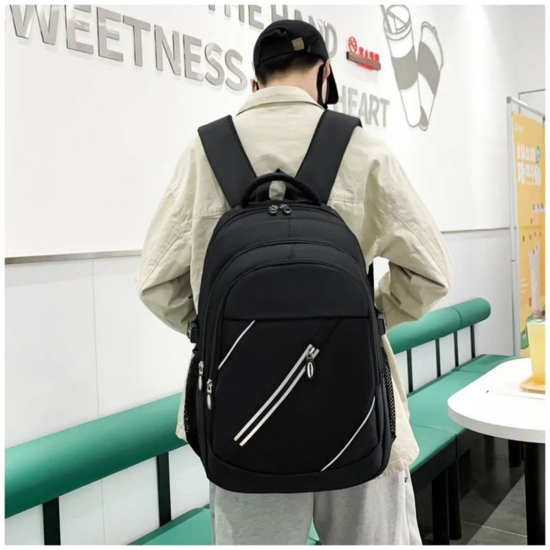 Mochilas Hombre Gran Capacidad Impermeable Para Portátil 45l, Color Negro