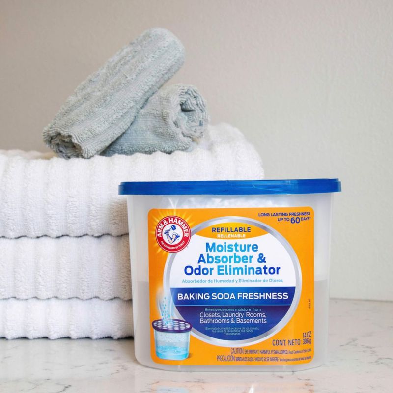 Area Deodorizer Arm & Hammer absorbente de humedad 396 ml