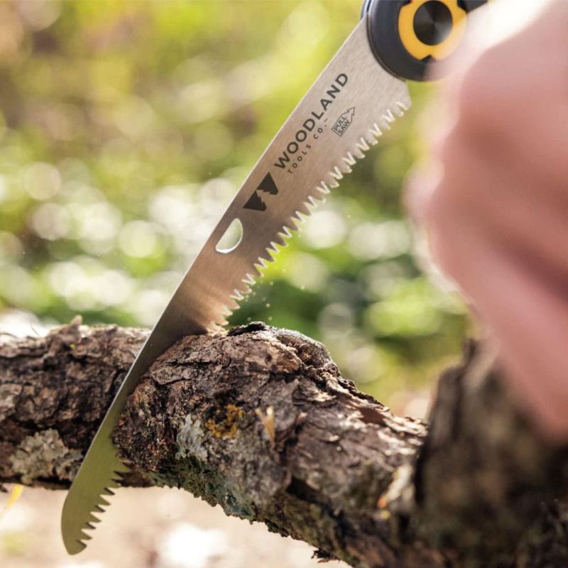 Sierra plegable Woodland Tools Duralight de acero endurecido curvado