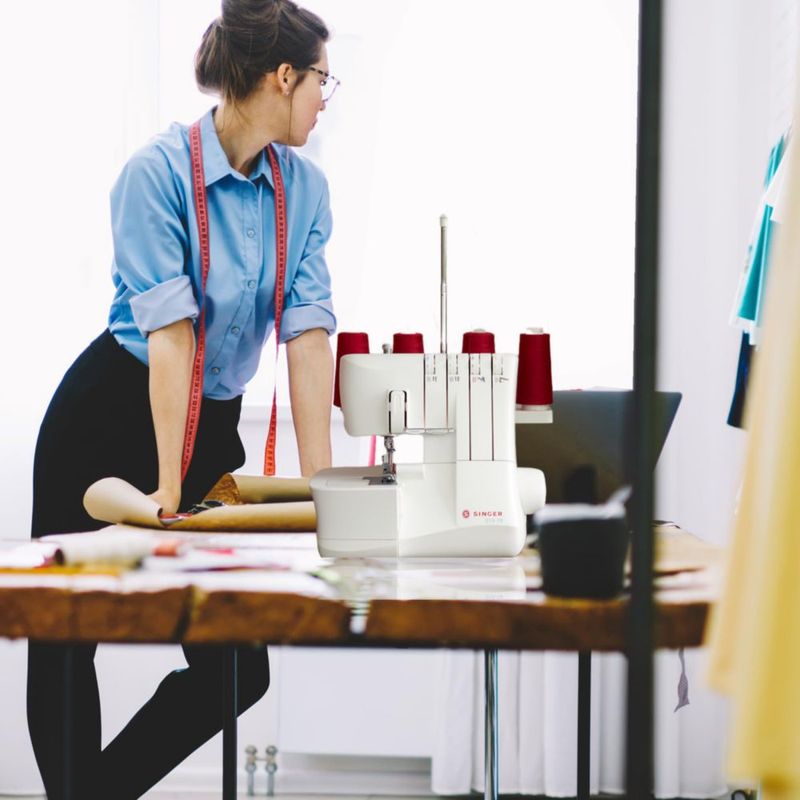 Máquina de overlock Serger SINGER S14-78 de 2 a 3 puntos color blanco