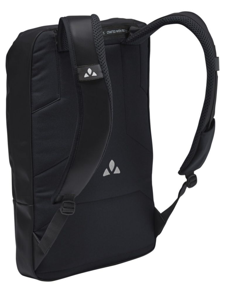 Mochila VAUDE 15-19 L negra con compartimento para portátil de 134 pulgadas