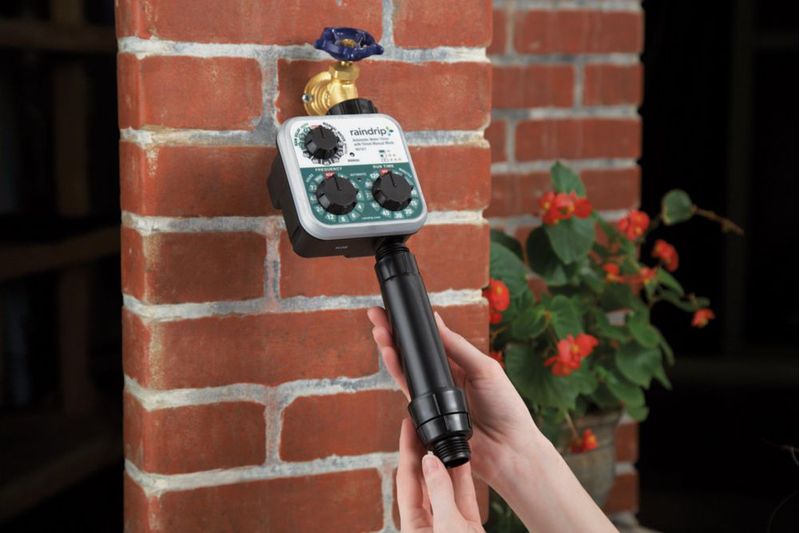 Kit de riego por goteo Raindrip SDGCBHP Timer de 200 pies cuadrados