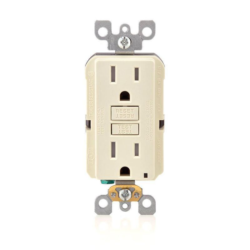 Enchufe eléctrico Leviton GFTR1-3T 15A Smart GFCI paquete de 3