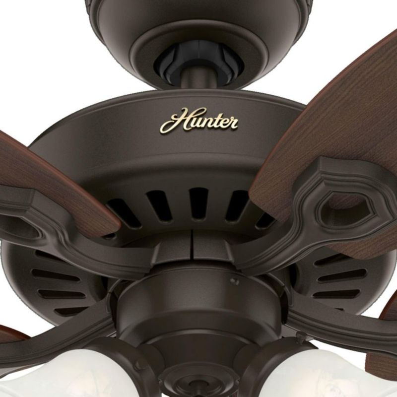 Ventilador de techo Hunter de 42 pulgadas con cadena de luz LED para interiores color bronce