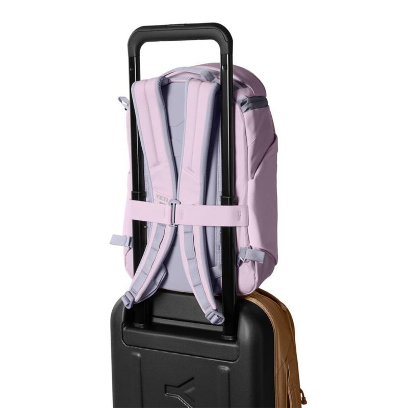 Mochila YETI Ranchero Utility Cherry Blossom de 18 litros para todo el día