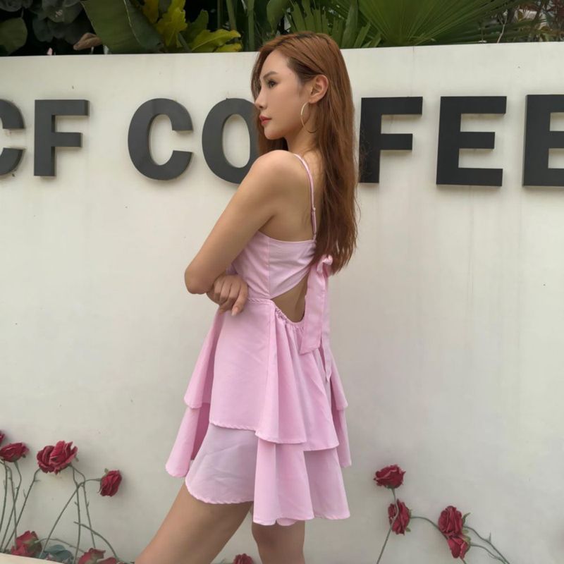 Vestido BNGD Mini Rosa con Tirantes Finos y Lazo (Talla S)