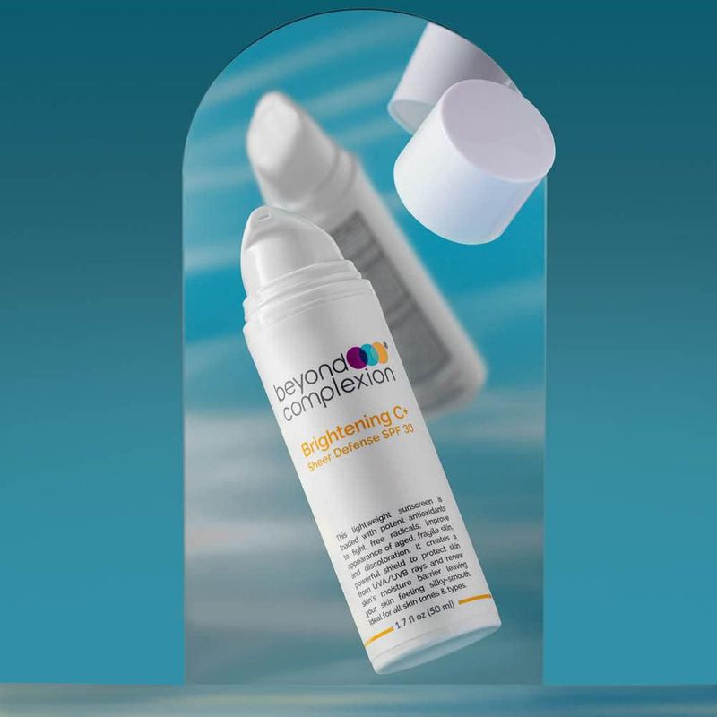 Protector Solar Beyond Complexion SPF 30 50 ml Libre de Aceite